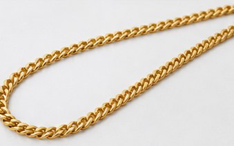 金のネックレス（1本）